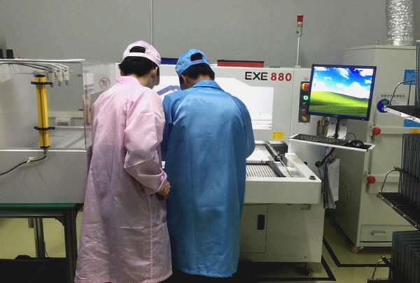 雪萊特公司分板機現場使用
